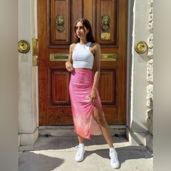 NWT Zara Pink midi Skirt M - Picture 2 of 7